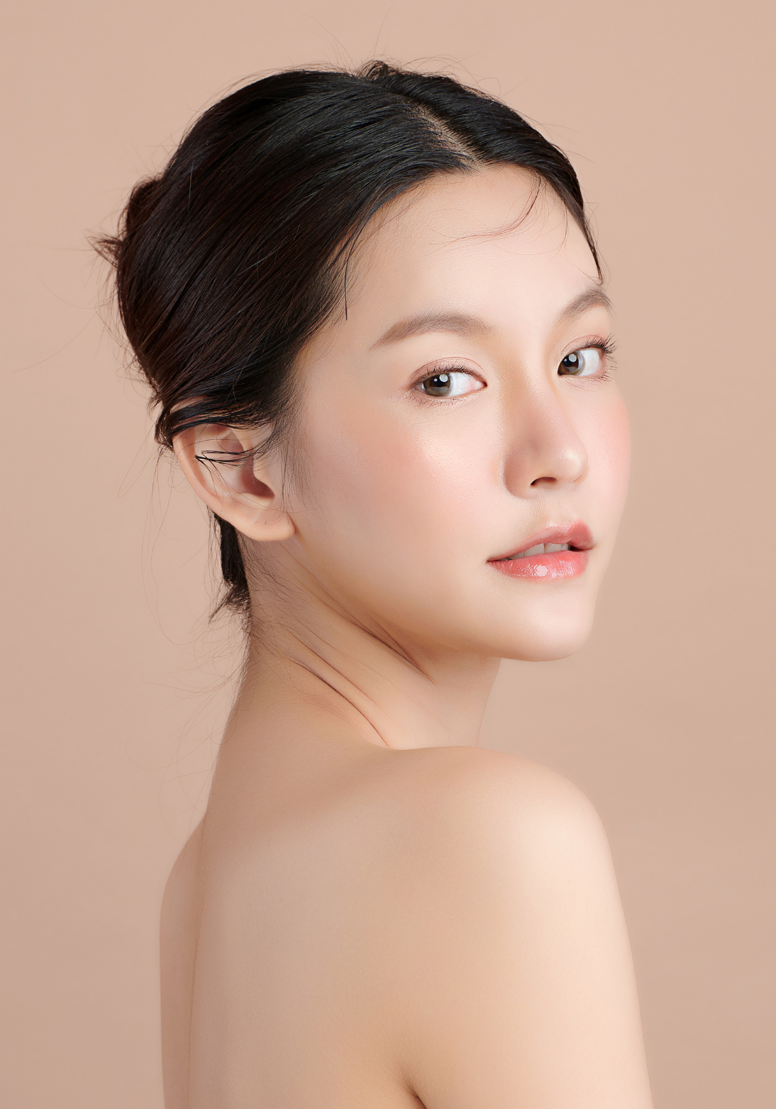 Face Lifting Treatment: Achieve a Youthful, Firm Look Without Surgery